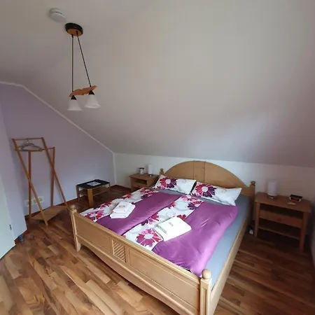 Gaestewohnung Elbblick Kreinitz アパート *