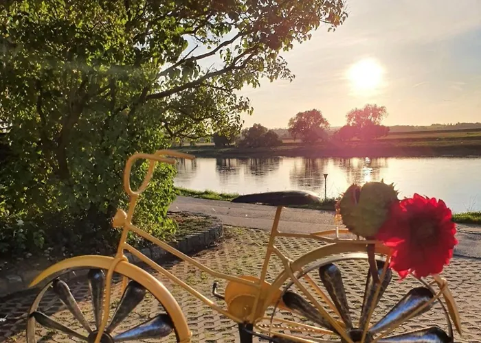 Gaestewohnung Elbblick Kreinitz شقة تْسيتهاين